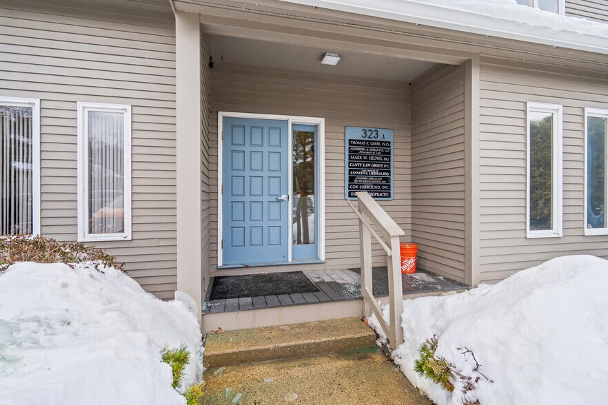 Primary Photo Of 323 Boston Post Rd, Sudbury Office For Lease