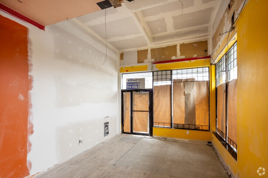 More Photos Of 1500-1530 Boul Henri-Bourassa O, Montréal Storefront For Lease
