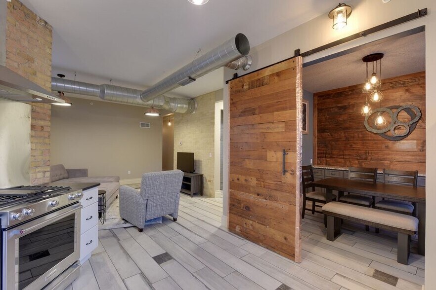 More Photos Of 1802 11th Ave S, Minneapolis Apartments For Sale