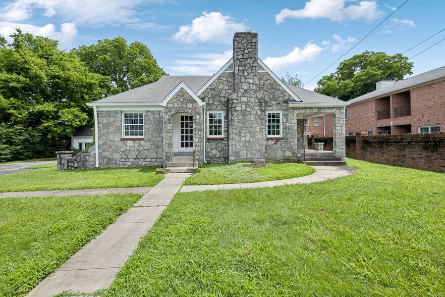Primary Photo Of 234 4th Ave N, Franklin Office Residential For Sale