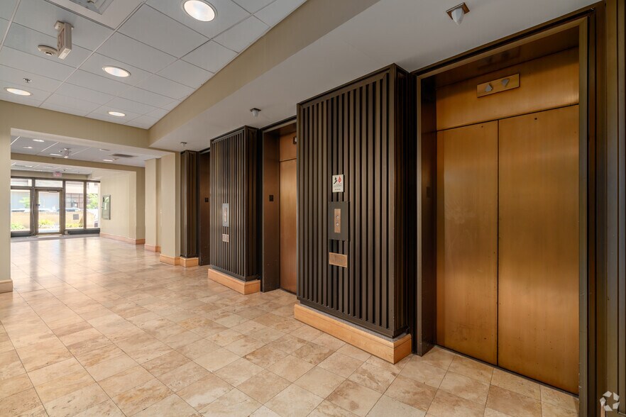 More Photos Of 800 N King St, Wilmington Office For Lease