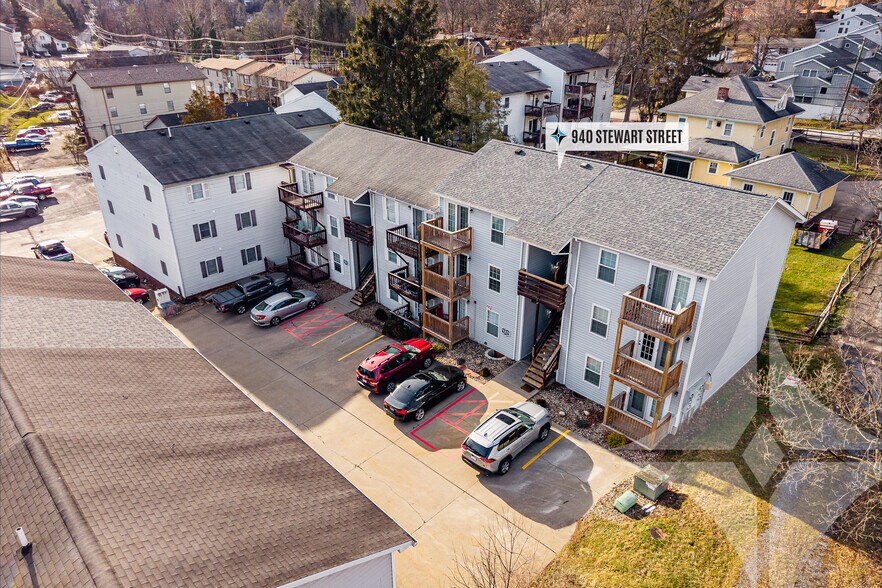 More Photos Of 940 Stewart St, Morgantown Apartments For Sale