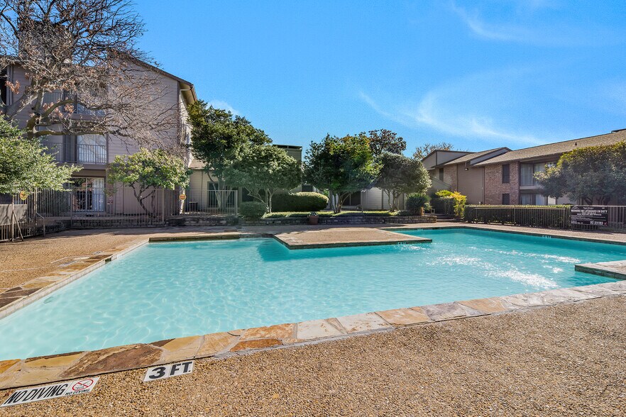 More Photos Of 35 2nd Ave E, Halliday Apartments For Sale