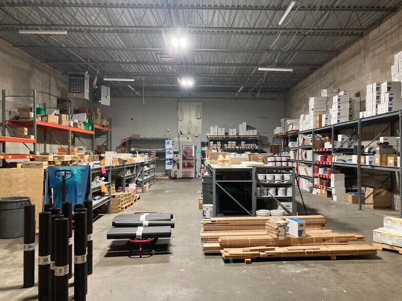 More Photos Of 1708-1728 Church St, Holbrook Warehouse For Sale