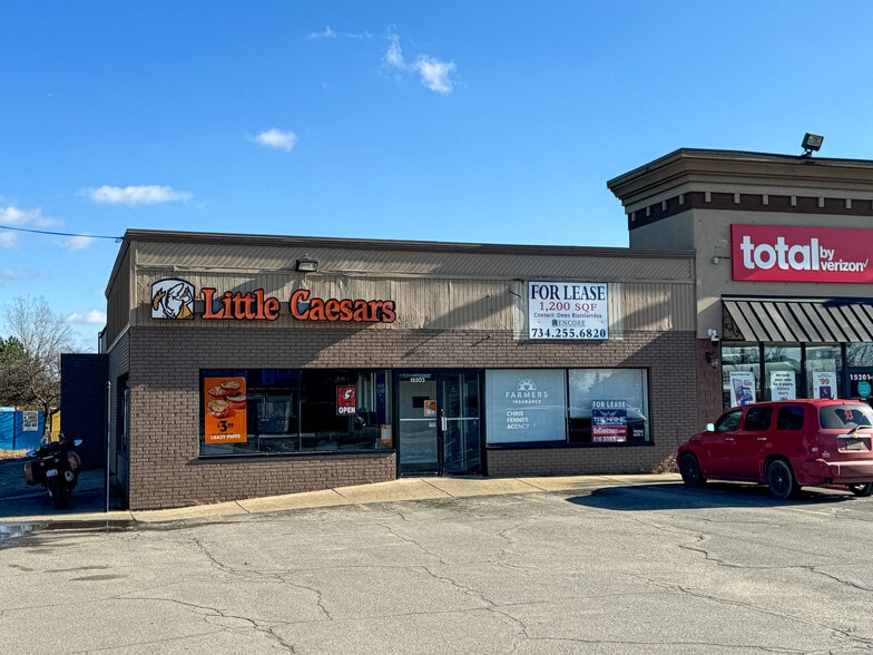 More Photos Of 15203 N Holly Rd, Holly General Retail For Sale