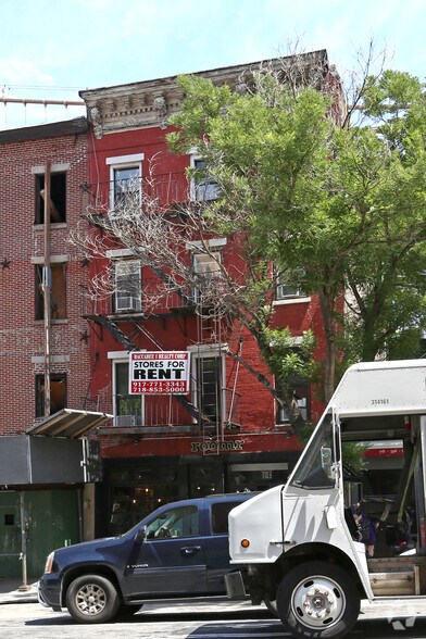 More Photos Of 17 Old Fulton St, Brooklyn Storefront Retail Residential For Lease
