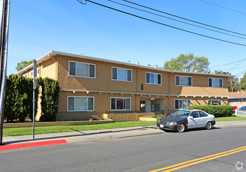 Primary Photo Of 1105 Carey Dr, Concord Apartments For Sale