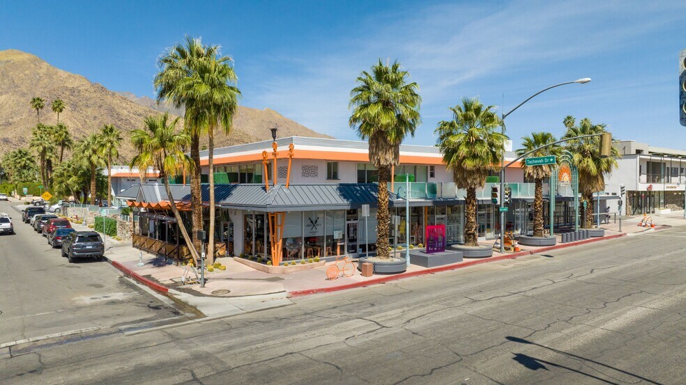 More Photos Of 140 W Via Lola, Palm Springs Hotel For Lease