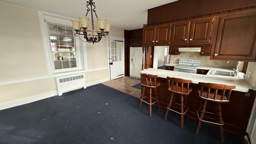 More Photos Of 797 Main St, Tatamy Office Residential For Lease