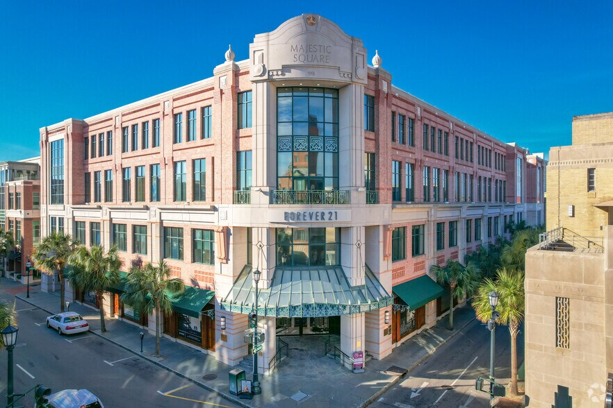 Primary Photo Of 211 King St, Charleston Office For Lease