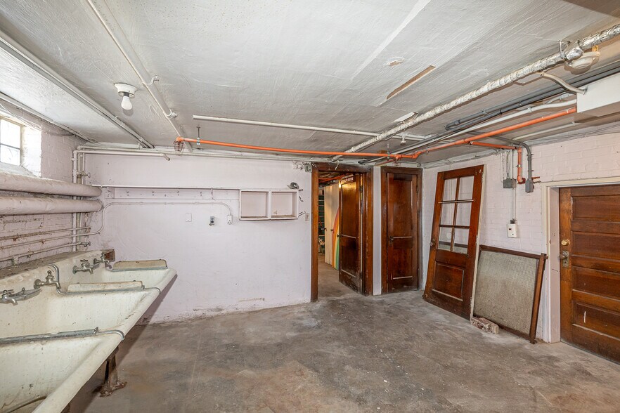 More Photos Of 10000 Granger Rd, Cleveland Assisted Living For Sale