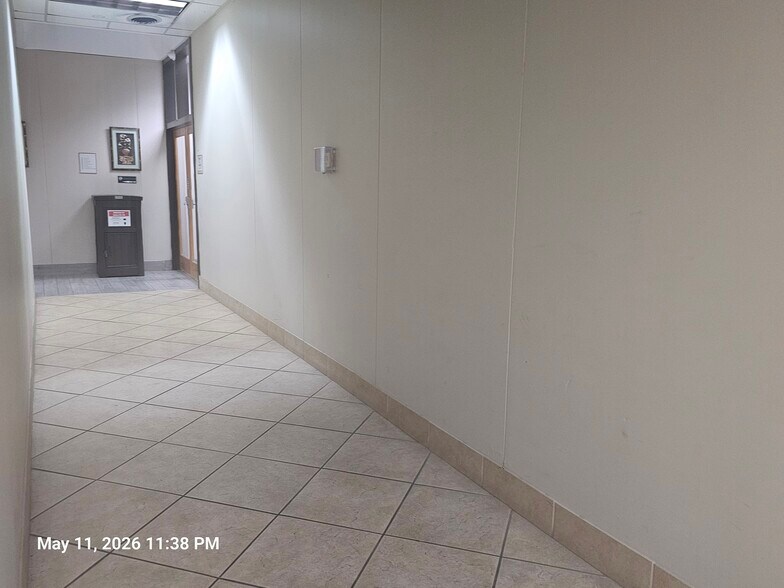More Photos Of 1720 S Edmonds Ln, Lewisville Office For Lease