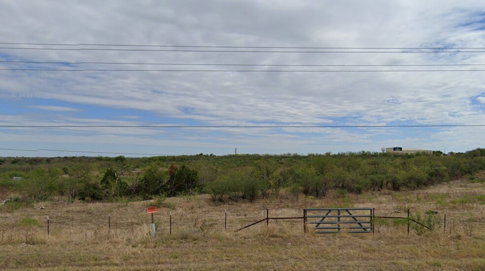 More Photos Of Interstate Highway 35, Kyle Land For Sale