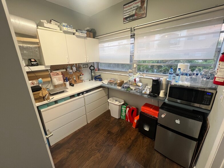 More Photos Of 145 Madeira Ave, Coral Gables Loft Creative Space For Lease