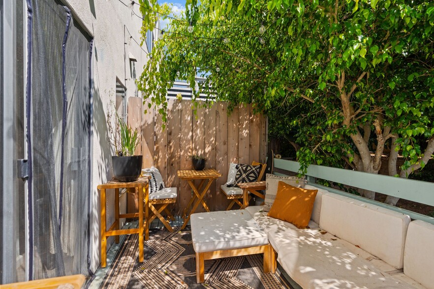 More Photos Of 273 Hillcrest Dr, Encinitas Apartments For Sale