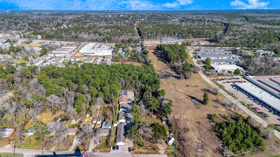 More Photos Of 409 Austin Rd, Conroe Apartments For Sale