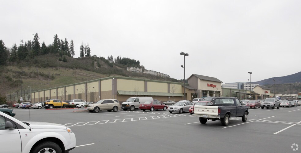 More Photos Of 6150 Lake Sammamish Pky, Issaquah Unknown For Lease