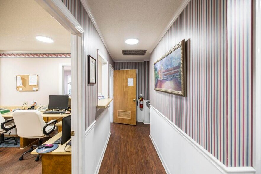 More Photos Of 1020 Keith Dr, Perry Healthcare For Lease