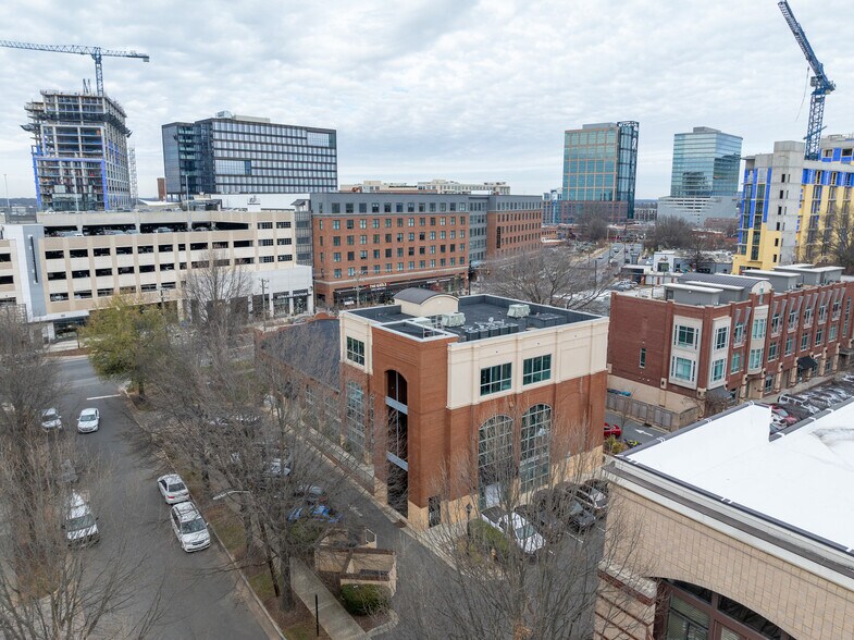 More Photos Of 2137 South Blvd, Charlotte Office For Sale