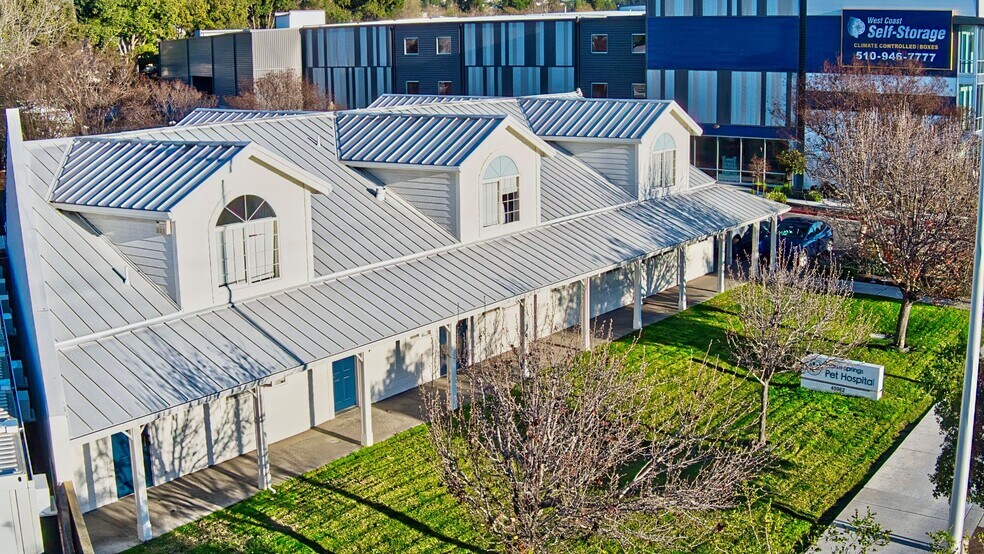 Primary Photo Of 45962-45968 Warm Springs Blvd, Fremont Storefront Retail Office For Sale