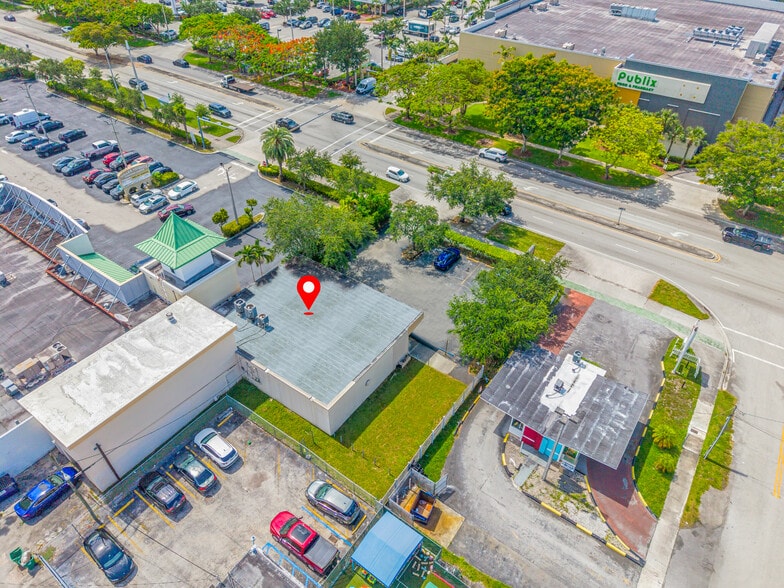 More Photos Of 9465 SW 56th St, Miami Freestanding For Sale