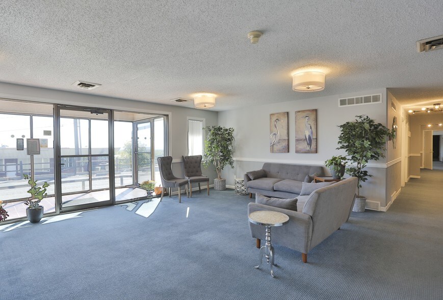 More Photos Of 12640 W Cedar Dr, Lakewood Office For Lease