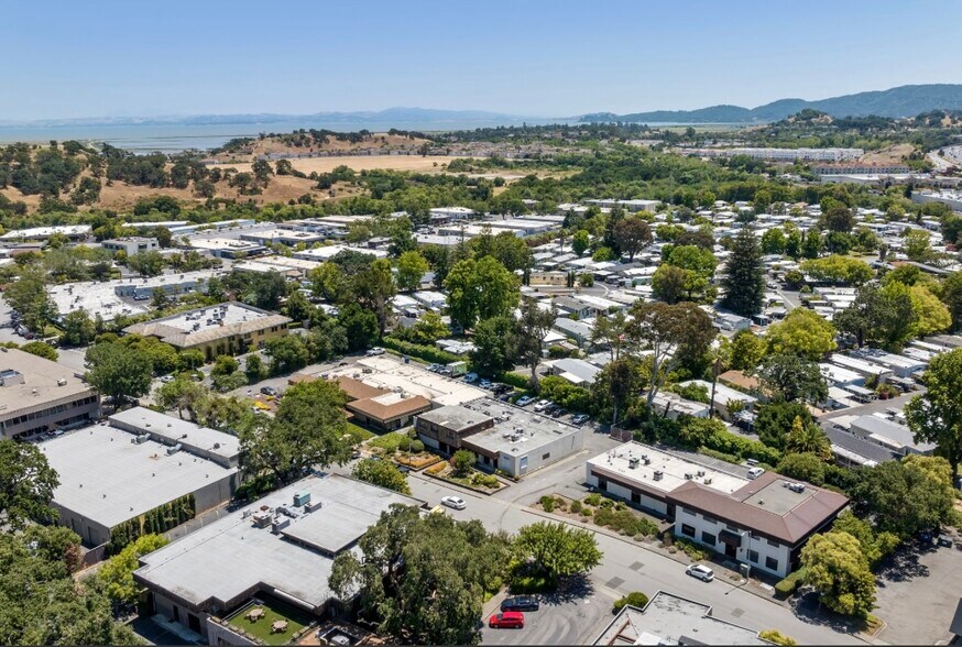 More Photos Of 4 Commercial Blvd, Novato Manufacturing For Lease