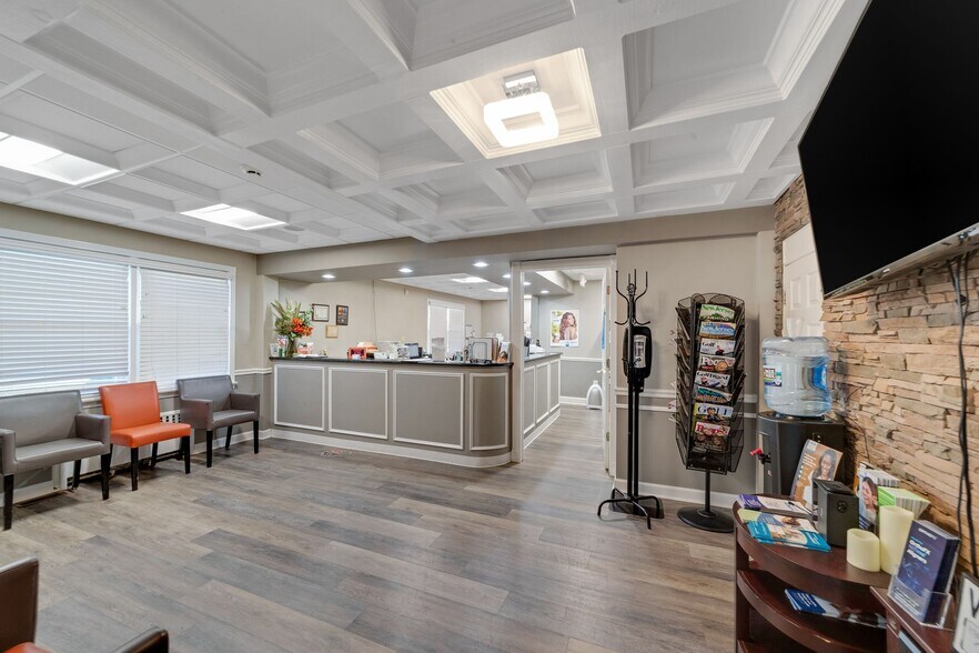 More Photos Of 326 Broad St, Red Bank Medical For Sale