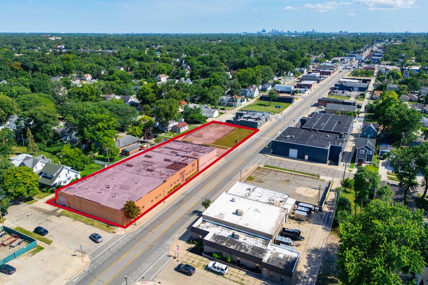 More Photos Of 21306 John R Rd, Hazel Park Warehouse For Sale