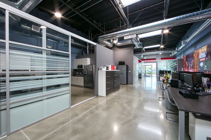 More Photos Of 9297-9311 Research Dr, Irvine Research And Development For Lease