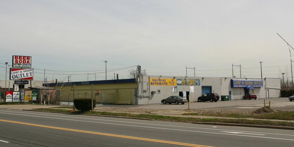 More Photos Of 8601 Torresdale Ave, Philadelphia Flex For Lease