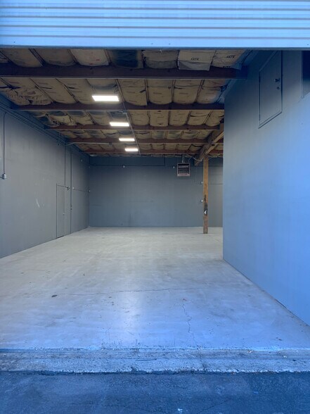 More Photos Of 50 Freeport Blvd, Sparks Light Distribution For Lease
