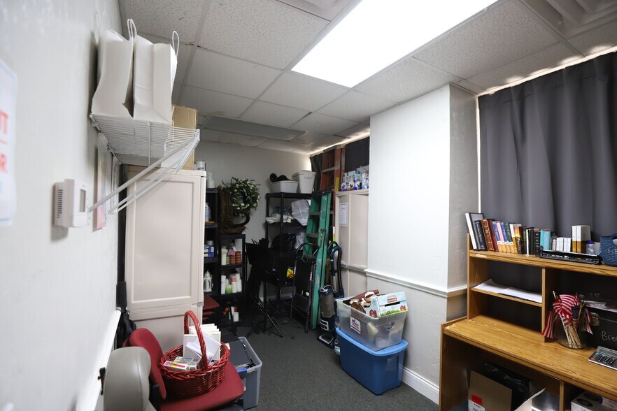 More Photos Of 23352 NW 186th Ave, High Springs Storefront Retail Office For Lease