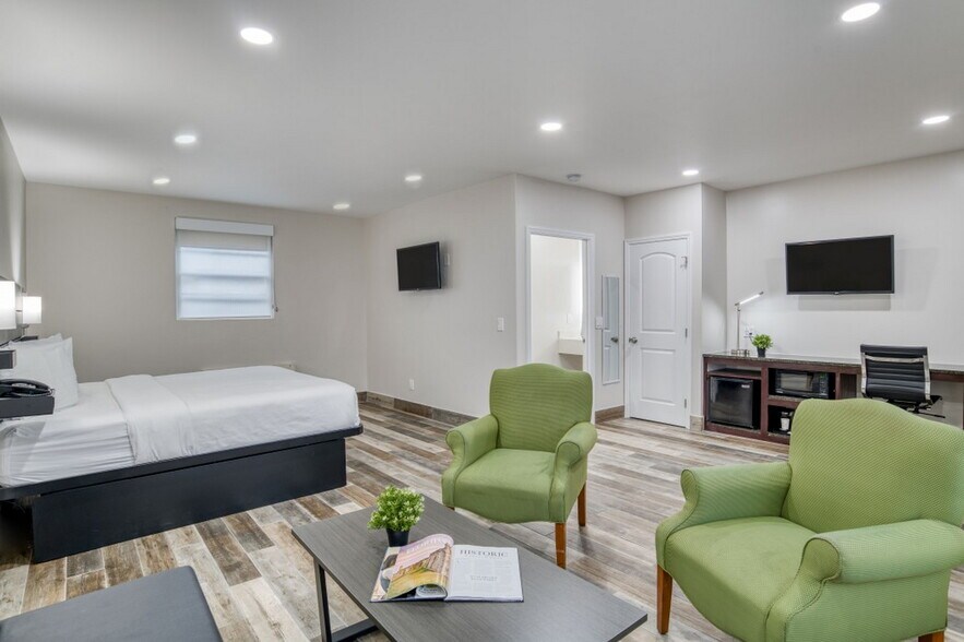 More Photos Of 137 San Marco Ave, Saint Augustine Hotel For Sale