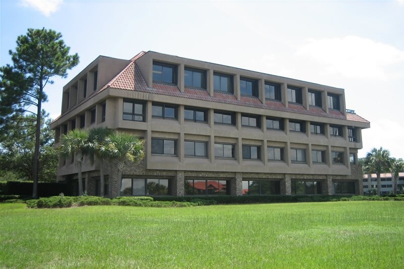 More Photos Of 23B Shelter Cove Ln, Hilton Head Island Office For Lease