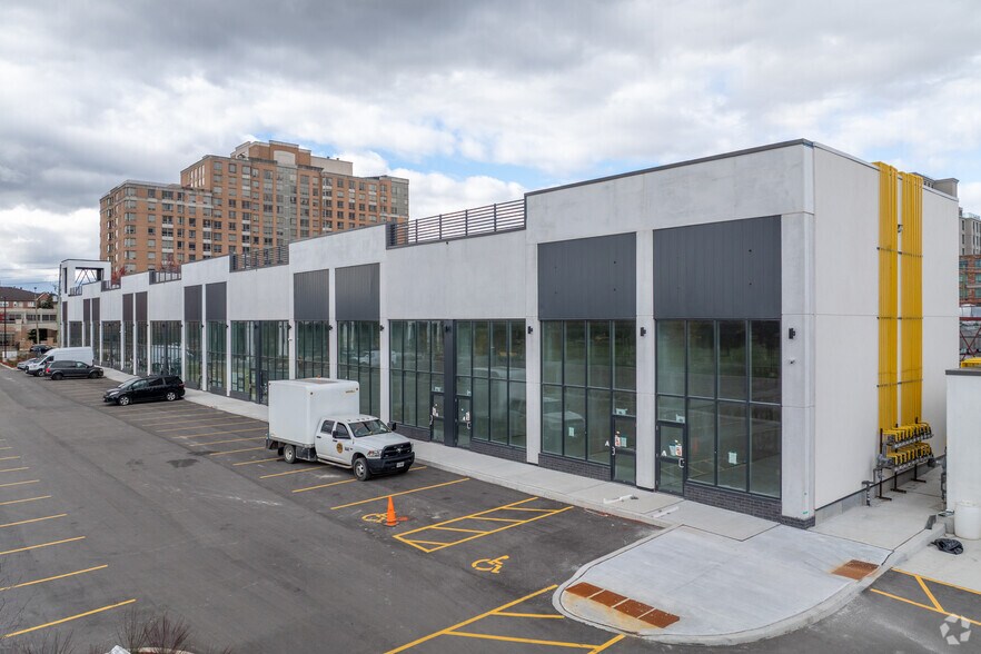 More Photos Of 3101 Kennedy Rd, Toronto Storefront For Sale