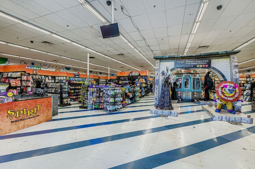 More Photos Of 2411-2483 E Tropicana Ave, Las Vegas Unknown For Lease