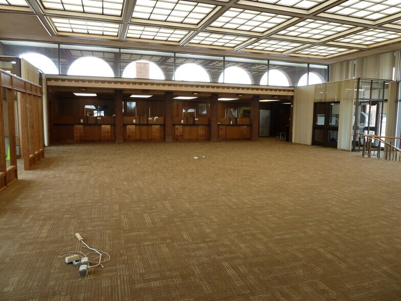 More Photos Of 120 W Park Ave, Anaconda Storefront Retail Office For Sale