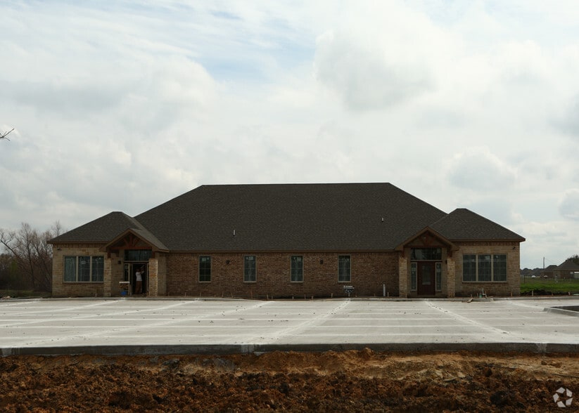 More Photos Of 1205 Avondale Haslet Rd, Haslet Medical For Lease
