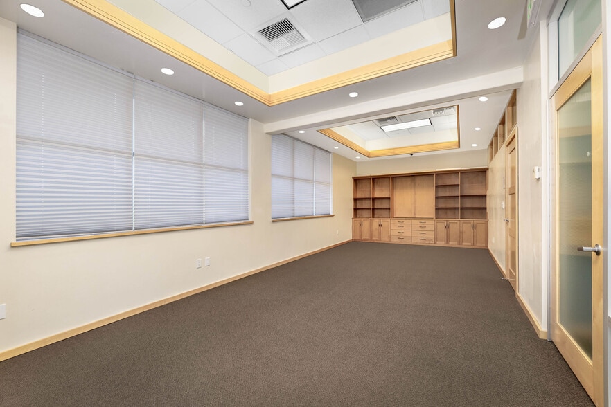 More Photos Of 345 Crown Point Cir, Grass Valley Flex For Lease