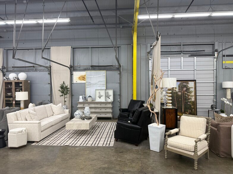 More Photos Of 3406 W Main St, Tupelo Industrial For Lease