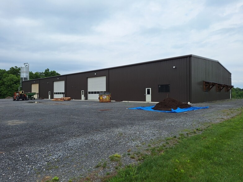 More Photos Of 1655 Mountain Rd, Newburg Industrial For Sale