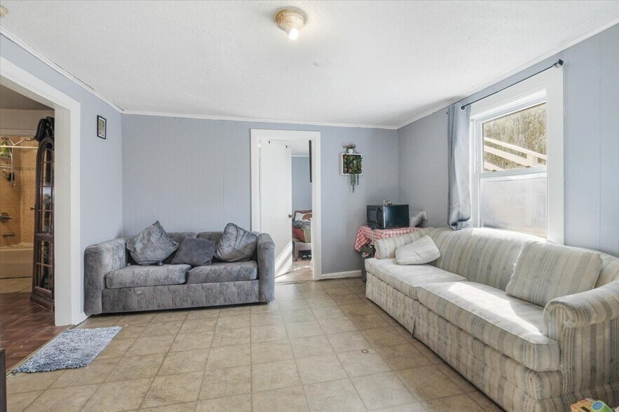 More Photos Of 931 N Division St, Peekskill Multifamily For Sale