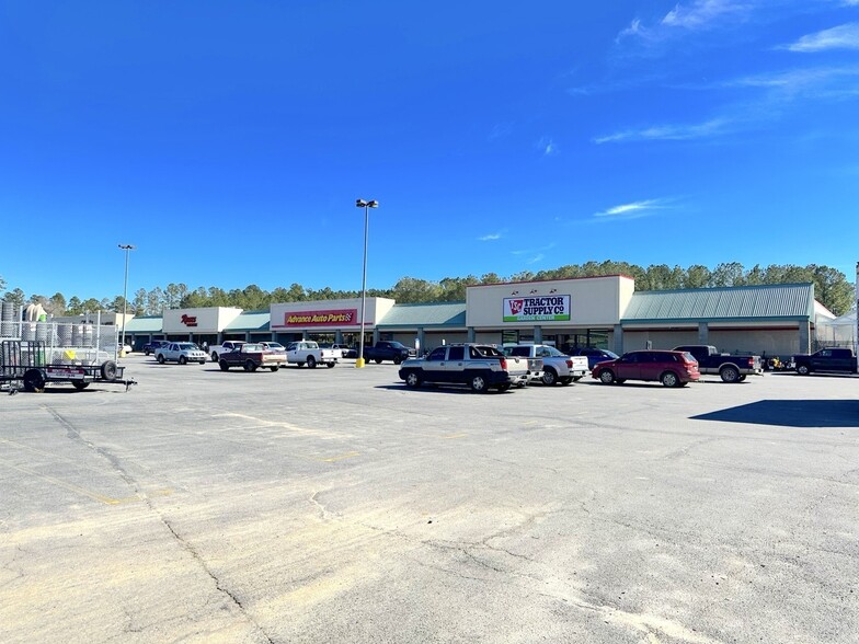 Primary Photo Of 1123-1129 W Ogeechee St, Sylvania Storefront Retail Office For Lease