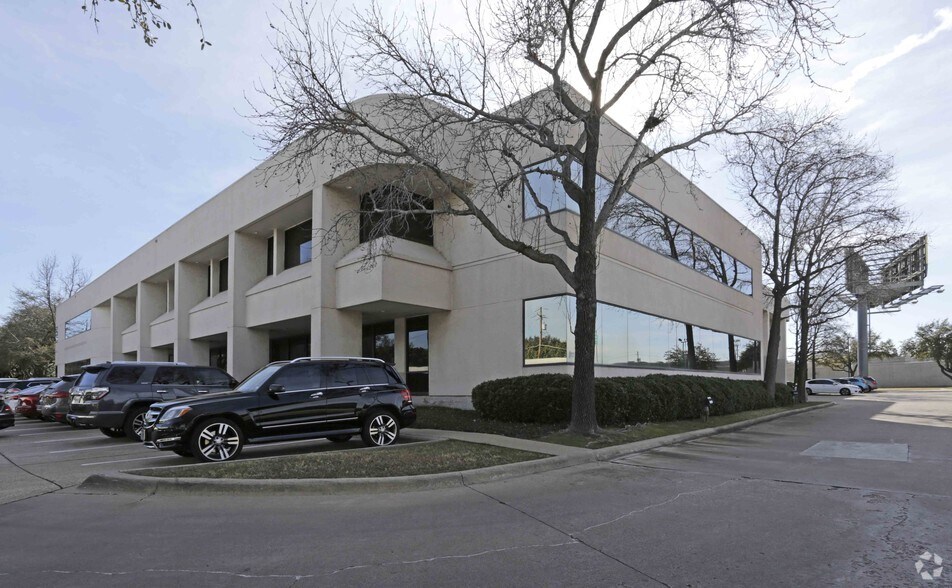 More Photos Of 17480 Dallas Pky, Dallas Office For Lease