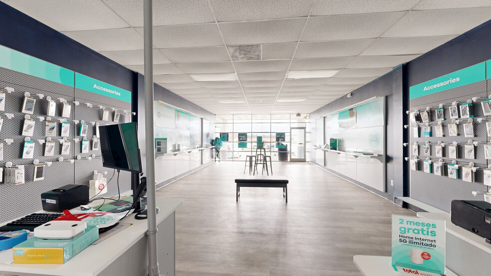 More Photos Of 274 Eastchester Dr, High Point Unknown For Lease