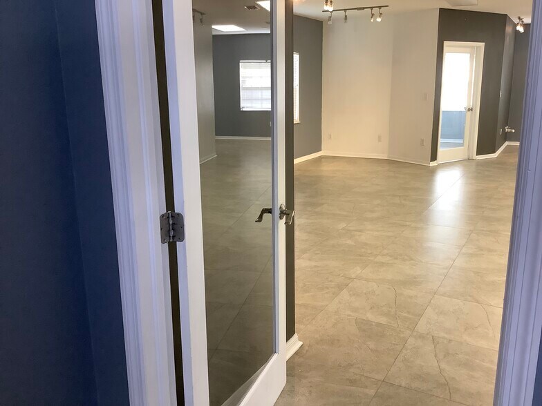 More Photos Of 3216 Cove Bend Dr, Lutz Medical For Sale