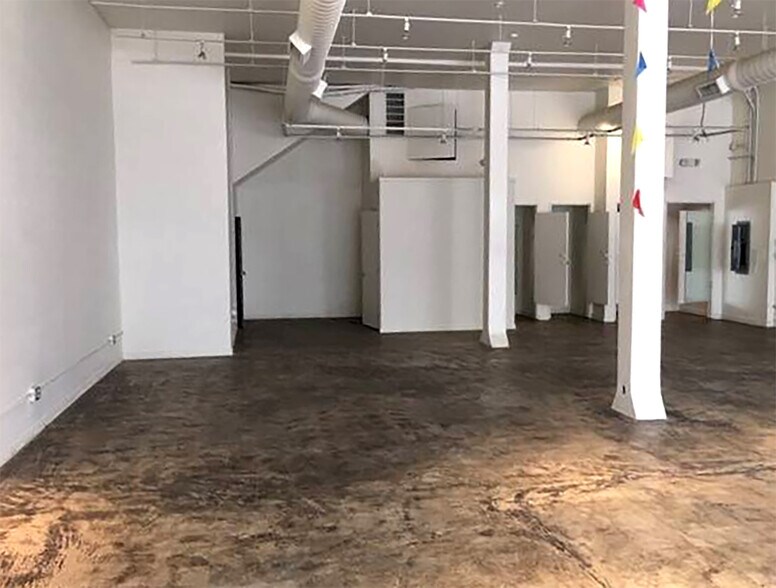 More Photos Of 2111 W Sunset Blvd, Los Angeles Storefront Retail Office For Lease