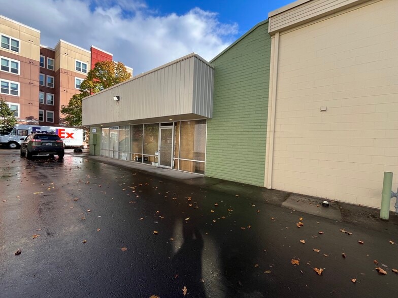 More Photos Of 1280 Charnelton St, Eugene Storefront Retail Office For Sale