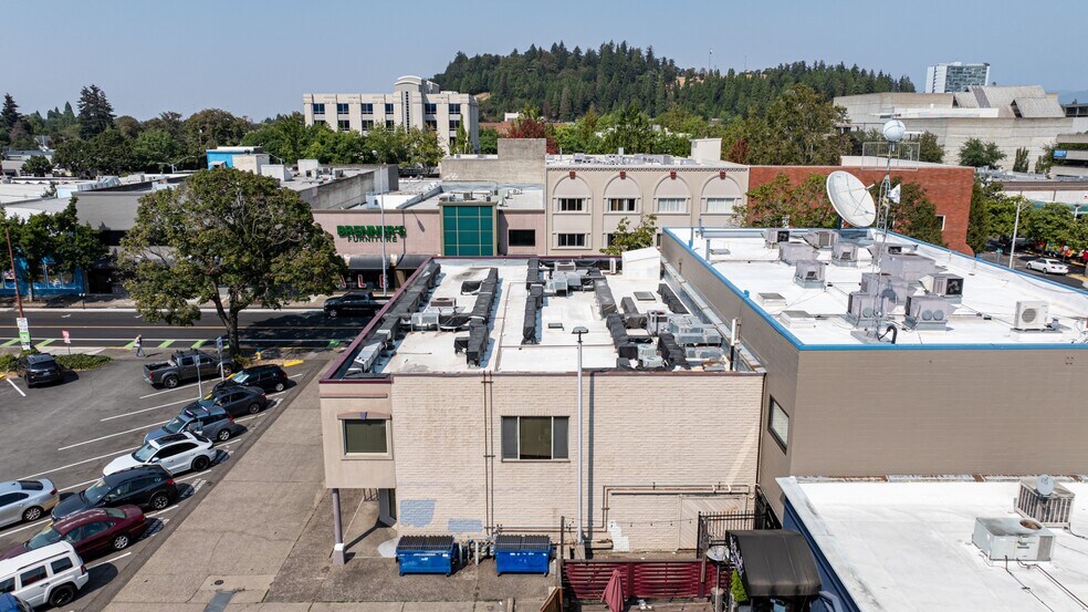 More Photos Of 142 W 8th Ave, Eugene Office For Sale